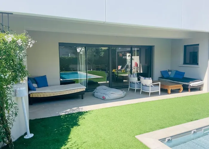 Bassina Avec Piscine Biarritz