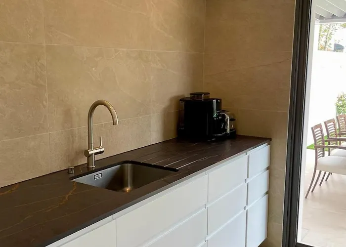 Holiday home Bassina Avec Piscine